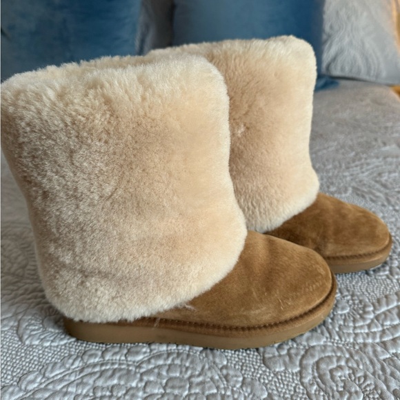 Ugg boots. Size 5. Chestnut color - Picture 2 of 5